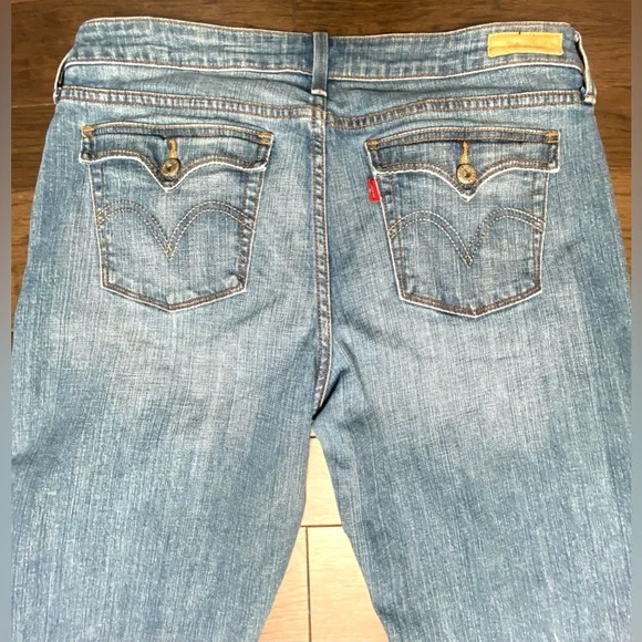 Levi's Low Boot Cut 545 Jeans Light Wash Size 14 Medium - Picture 3 of 14